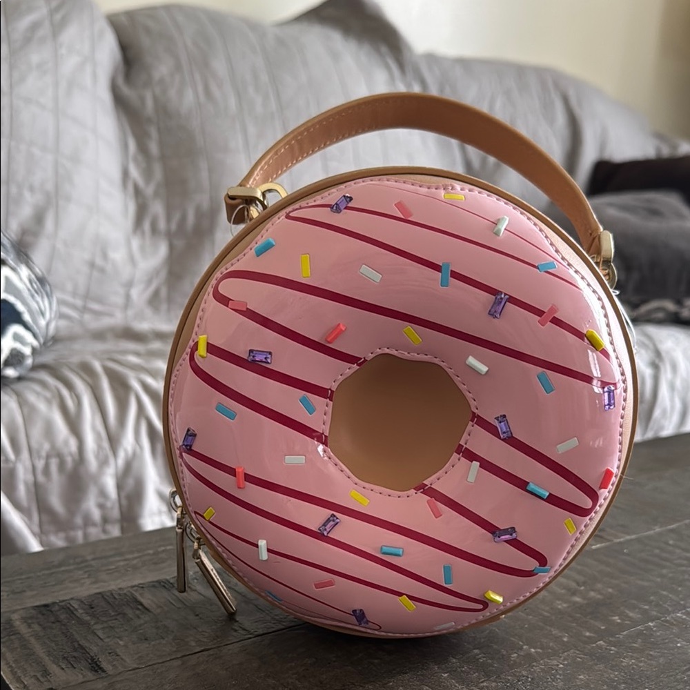 kate spade Pink Donut-Shaped Crossbody Bag with Tan Handle